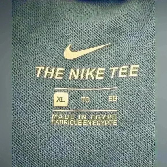 Nike “Just Do It” The Nike Tee, Girls Size XL/18-20, Periwinkle Blue - Picture 8 of 12